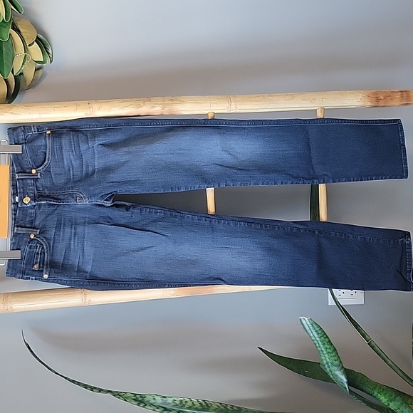 7 For All Mankind KIMMIE Straight Leg Jeans - Picture 2 of 14